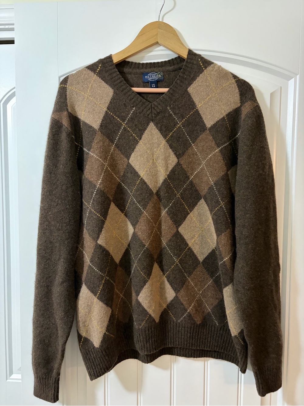 Lambs Wool Argyle V-Neck Sweater Size Large